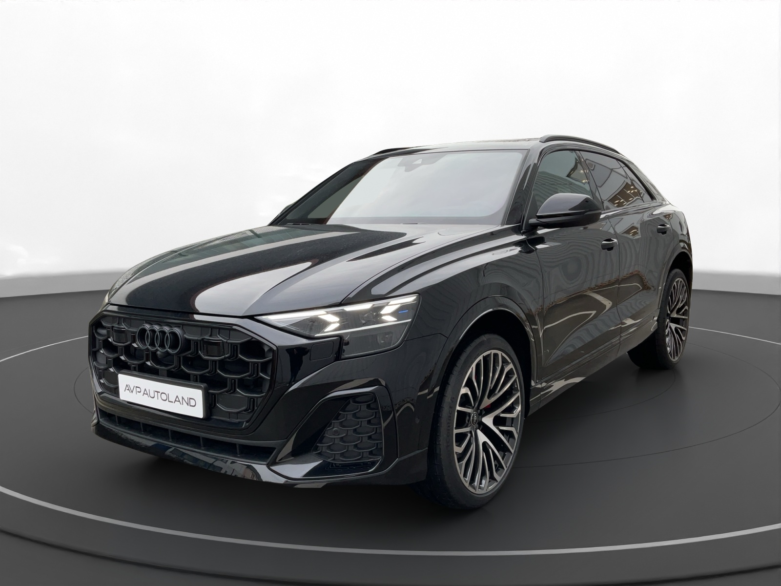 AVP AUTOLAND | Audi Q8