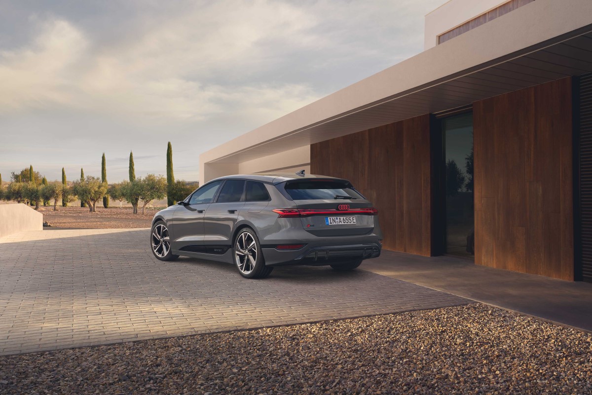 AVP AUTOLAND | Audi A6 e-tron Avant