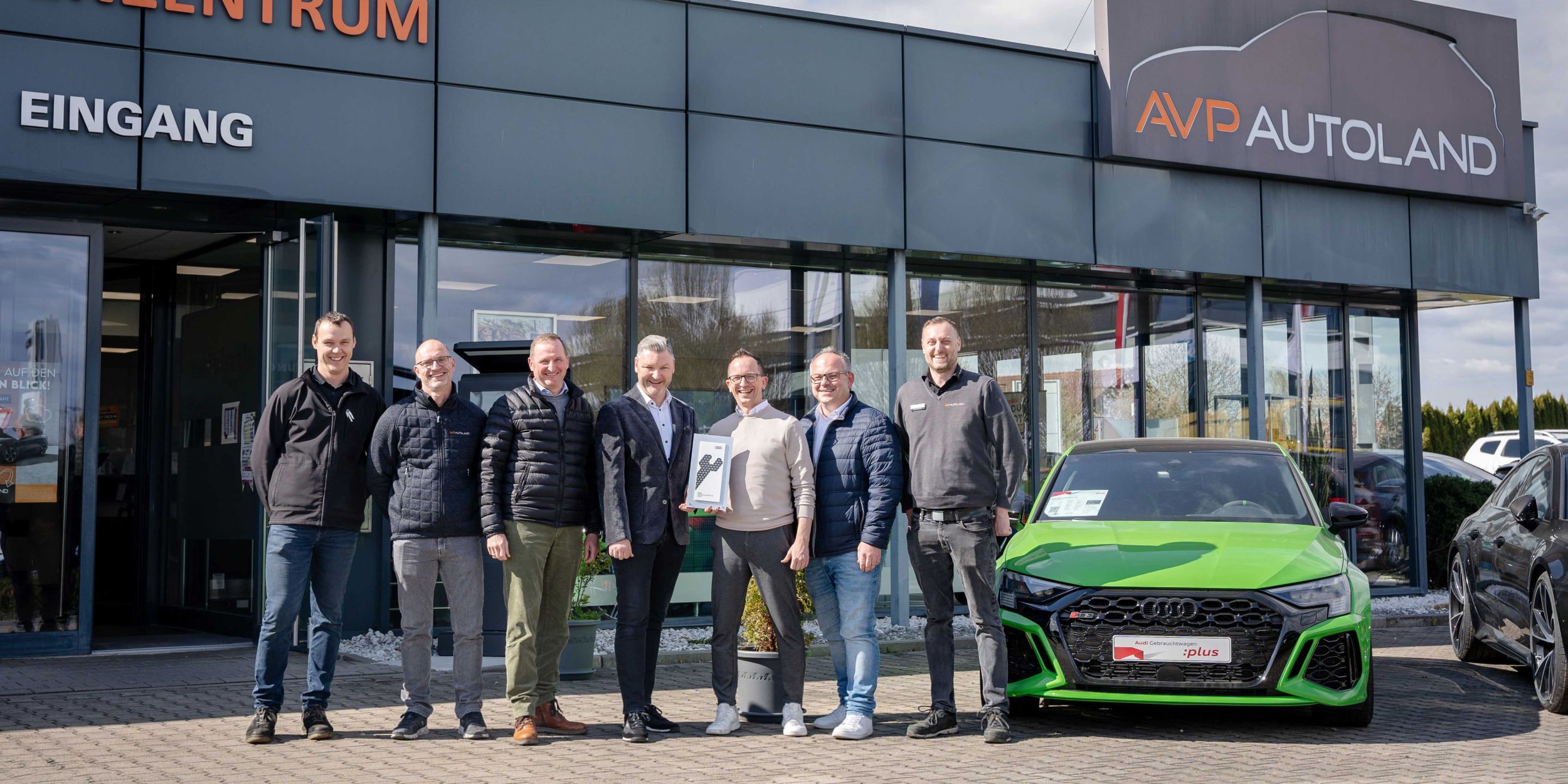 AVP AUTOLAND | Audi Top Service Partner 25