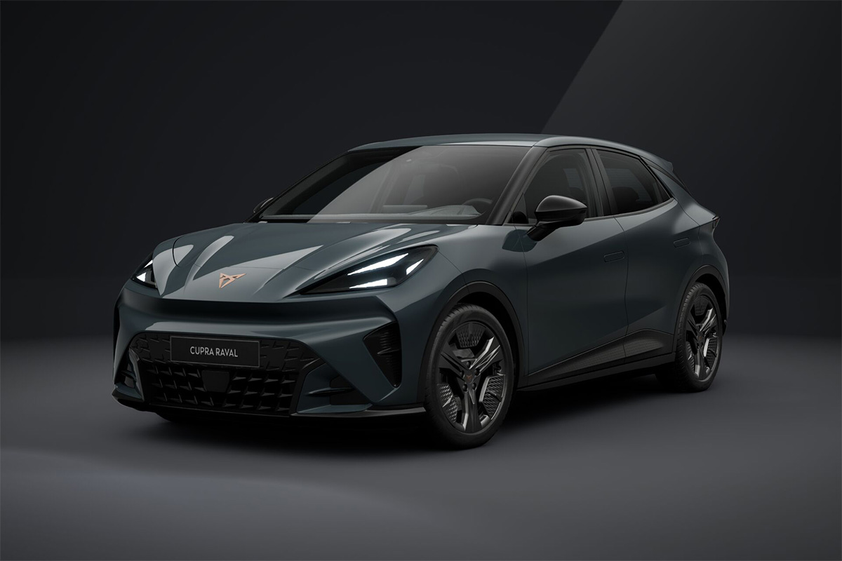 AVP AUTOLAND | CUPRA Raval in Dunkelblau